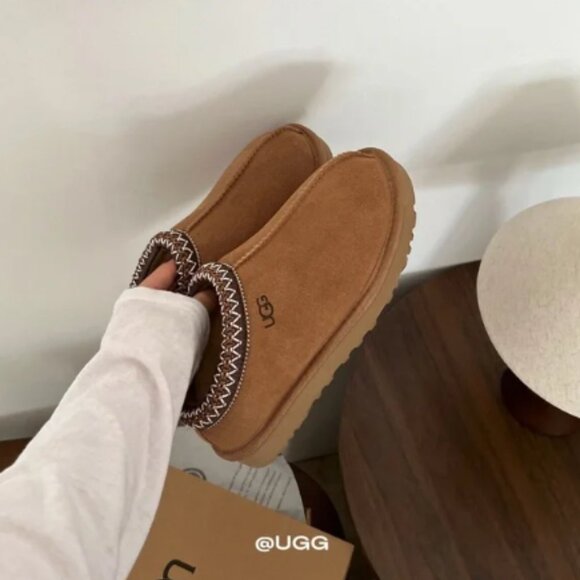 New UGG Tasman Slipper Chestnut - Picture 4 of 8
